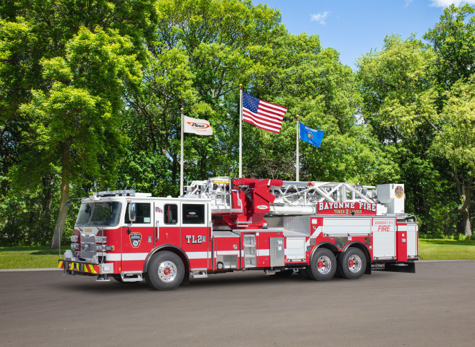 New Pierce Fire Truck - Arrow XT 100' Mid-Mount Tower delivered to the ...