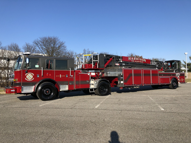 Pierce Fire Truck - Arrow XT 107' Ascendant Tiller Aerial Ladder ...