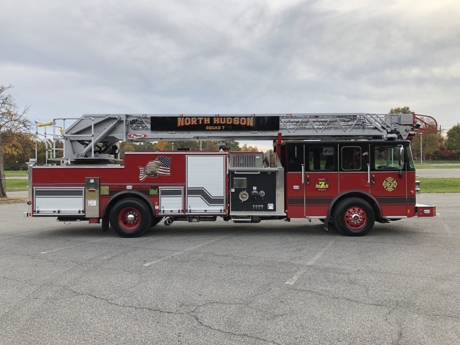 Pierce Fire Truck - Enforcer 100' Medium Duty Aerial Ladder delivered ...