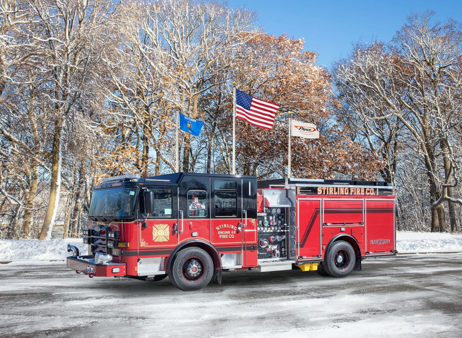 Pierce Fire Truck - Enforcer 107' Ascendant Tandem Axle Aerial Ladder ...